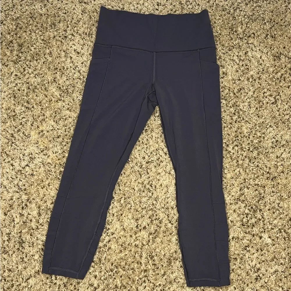 Athleta stash pocket II 7/8